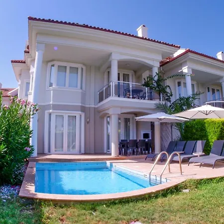 Sunset Club Pearl1 فتحية